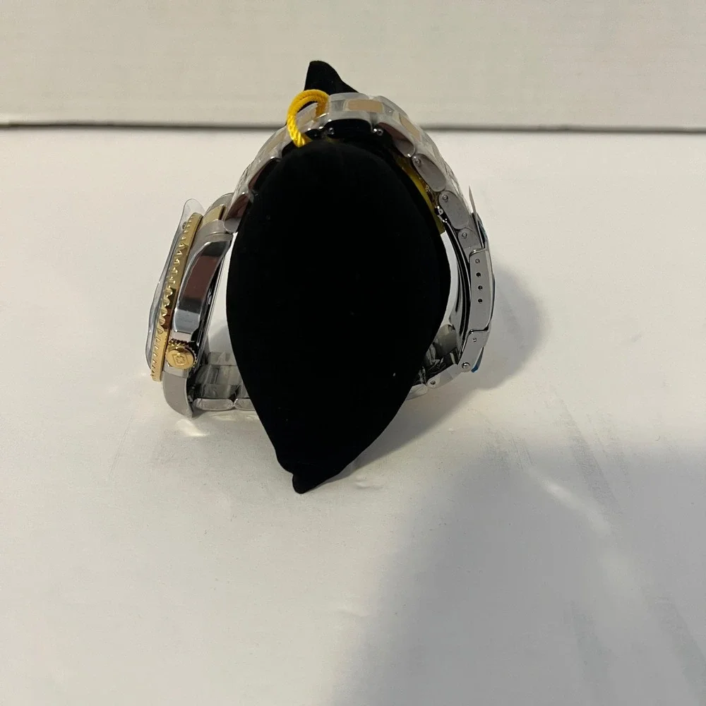 Invicta pro diver